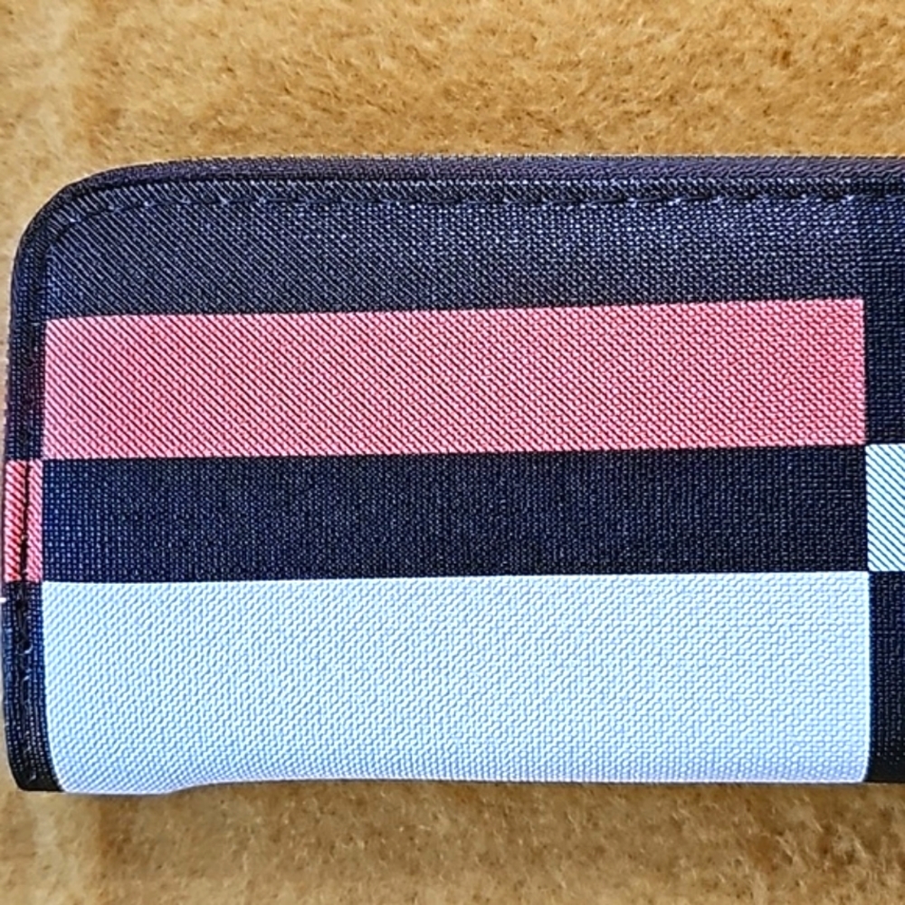 Wallet - Picture 9 of 12